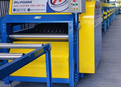 Máy Cán Tôn Xốp PU - Dây Chuyền PU Forming Hiệu Suất Cao