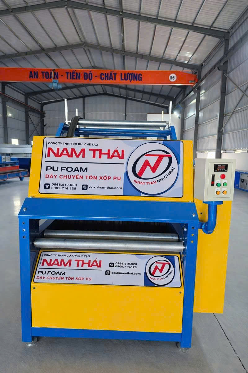 Máy Cán Tôn Xốp