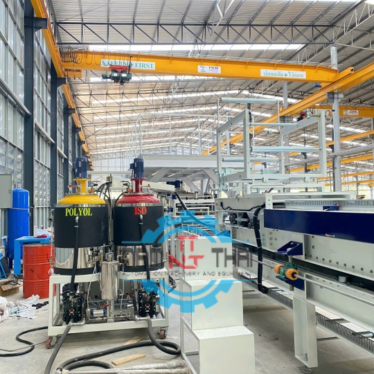 DÂY CHUYỀN PU SANDWICH 03