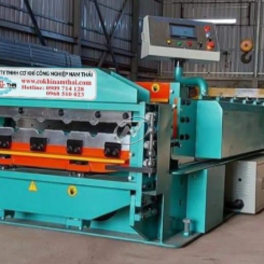 MÁY CÁN TÔN 1 TẦNG DẬP VÒM 5 SÓNG 760-THAILAND