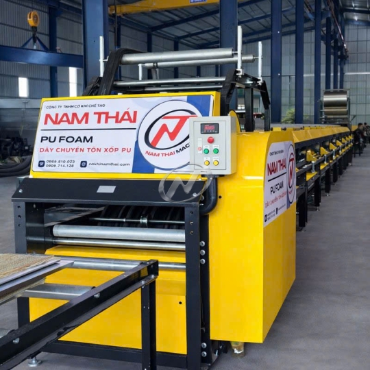 Máy cán tôn Xốp 7 Sóng Campuchia